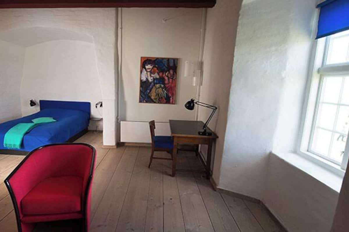 Décoration personnalisée, bureau, fer et planche à repasser