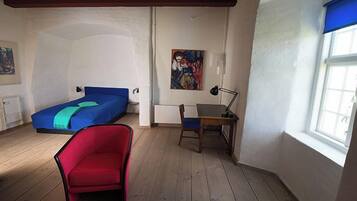Dobbeltværelse | Individuelt design, skrivebord, strygejern/strygebræt, gratis Wi-Fi