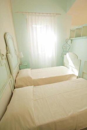 1 slaapkamer, individueel gedecoreerd, individueel gemeubileerd