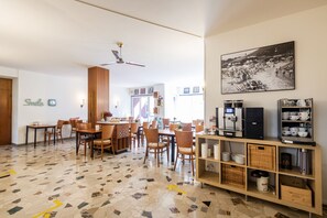 Restaurant - HOTEL ATLANTICO self check-in (Lugano)