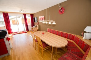 公寓, 3 间卧室 (incl. 140€ + 12€ pp service fee) | 客房内用餐