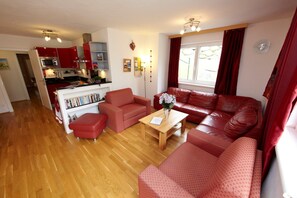 (inkl. 140 € Endreinigung + 12 € pp Wäschegebühr)  | Wohnzimmer | Flachbildfernseher