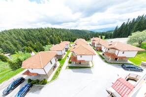 منظر من الجو على ارتفاع عالٍ