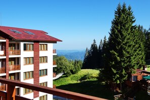 إطلالة من الشرفة