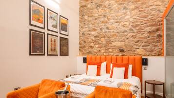 Luxury Suite, Ensuite ("Cairn")