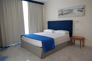 Standard Double Room | In-room safe, desk, cots/infant beds, free WiFi - B&B Casa di Emma (Porto Cesareo)