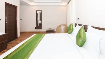 Premium Room | Desk, iron/ironing board, free WiFi, bed sheets