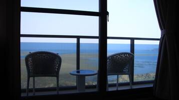 Deluxe Double Room, Sea View | Beach/ocean view
