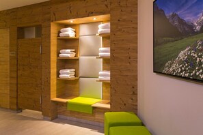 Reflexology, massages - Hotel Liebes Caroline (Eben am Achensee)