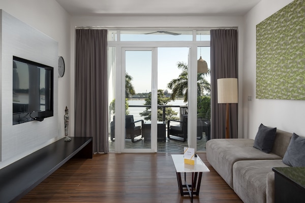 Televisión de pantalla plana