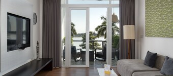 Tao Riverside Residence