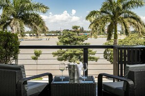 Signature Loft | Terrace/patio - Tao Riverside Residence (Phnom Penh)