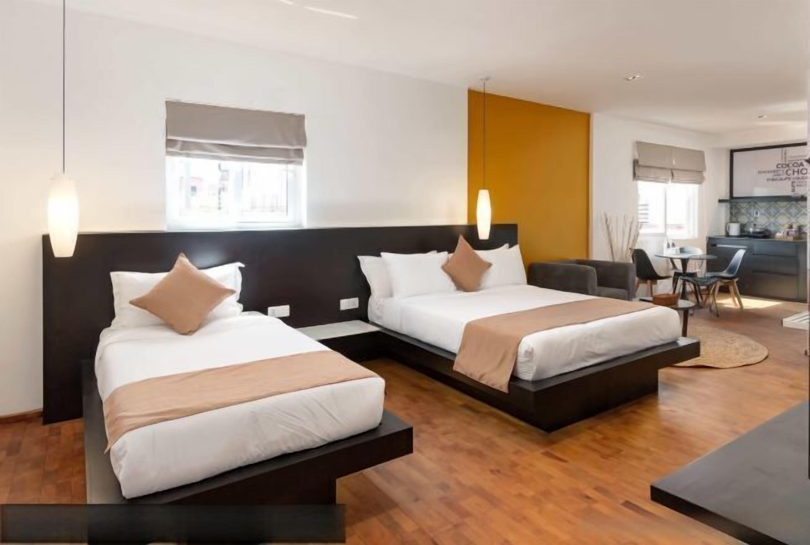 Premium bedding, pillowtop beds, minibar, in-room safe