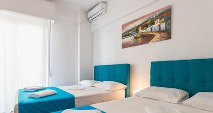 Super Paradise Apartments