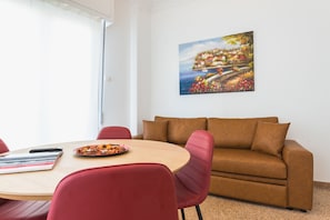 Apartment (Super Paradise near metro #1) | Wohnbereich
