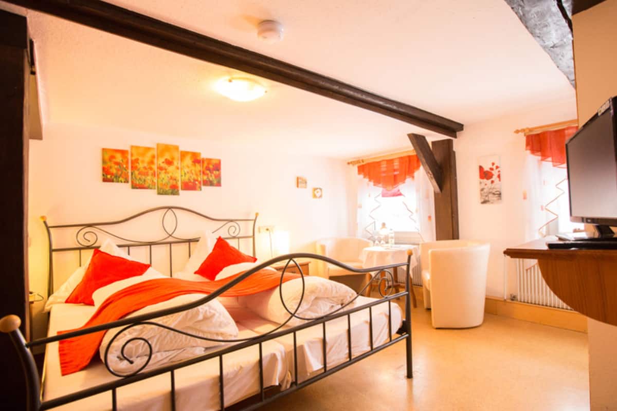 Quarto casal básico | Wi-Fi de cortesia