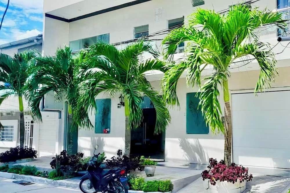 Hotel Fenix
