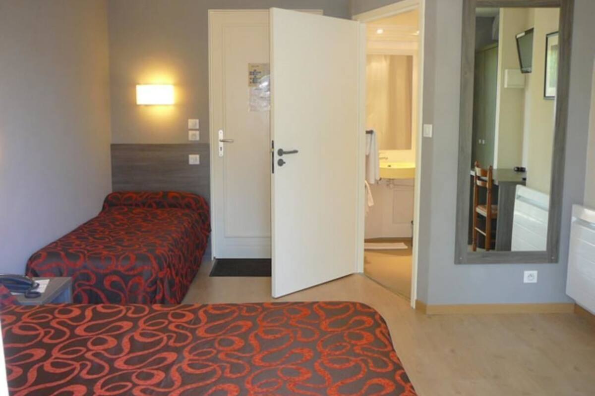 comfort room, terrace | desk, free wifi, wheelchair access