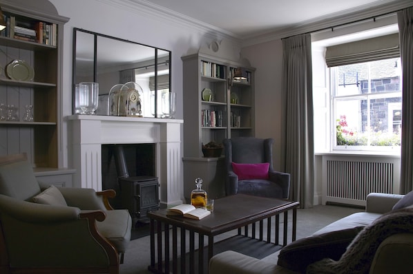 Fireplace - Melville House (Crieff)