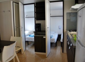 Classic Mobile Home, 3 Bedrooms | Individually decorated, individually furnished, blackout drapes