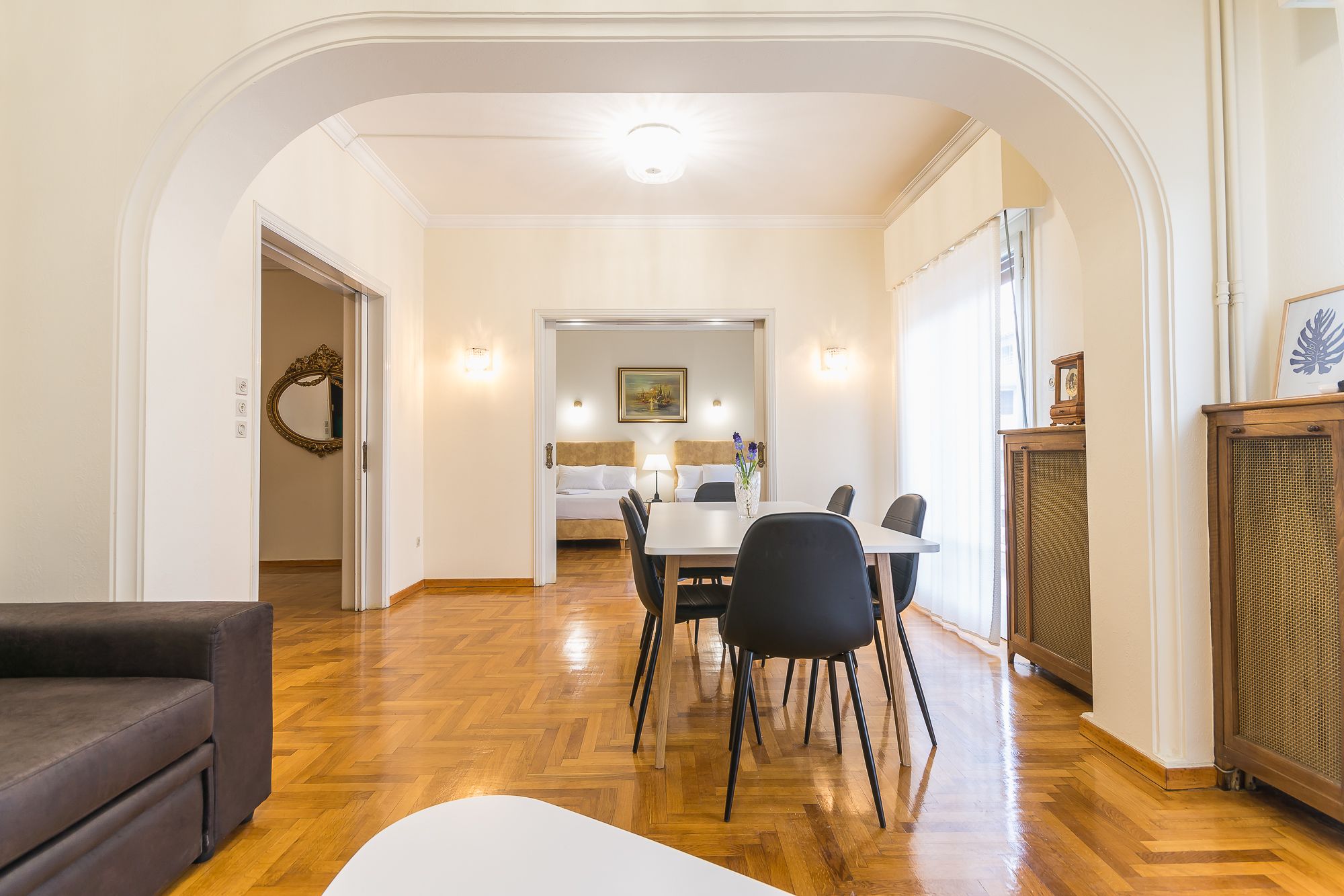 Apartamento (Victoria Queens Paradise near Metro) | Servicio de comidas en la habitación