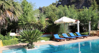 Hotel Dalos