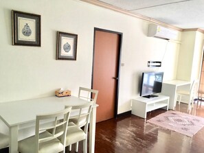 Two Bedrooms Apartment - Room 603 | Living area | Flat-screen TV - Cozy Stay @ Hillside 4 Condo (Chiang Mai)