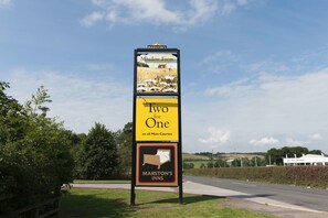 Exterior detail - Meadow Farm, Redditch by Marstons Inns (Redditch)