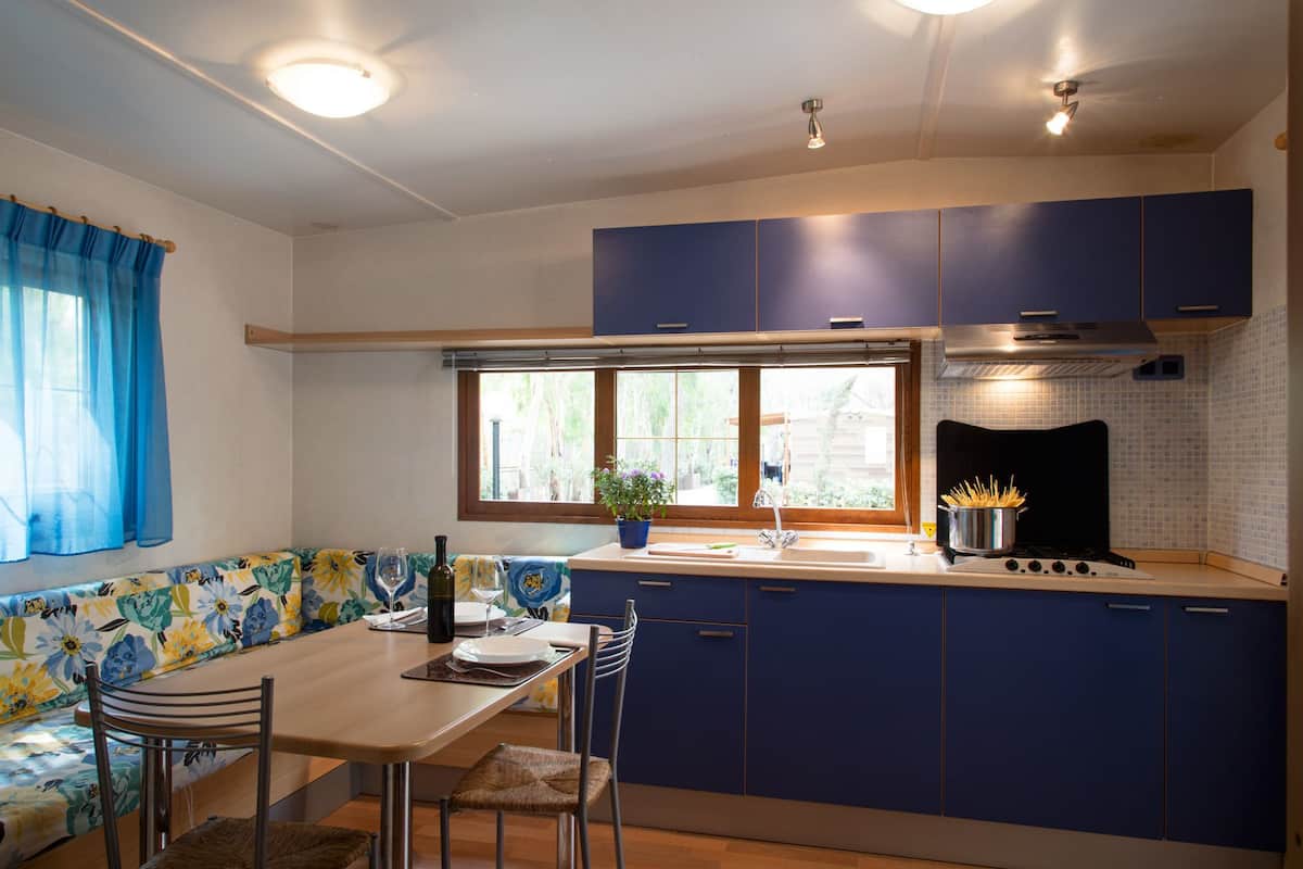 Superior Bungalow, 2 Bedrooms | Living area
