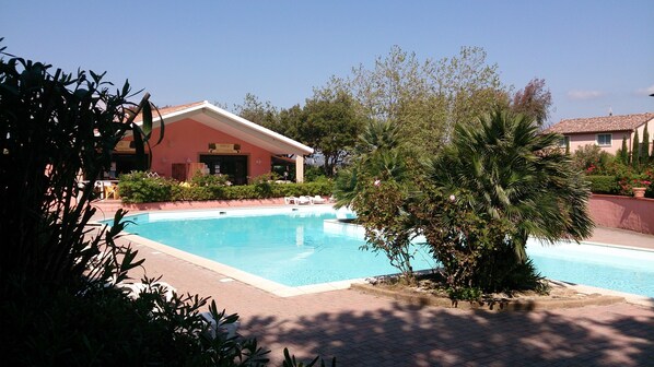 Seasonal outdoor pool