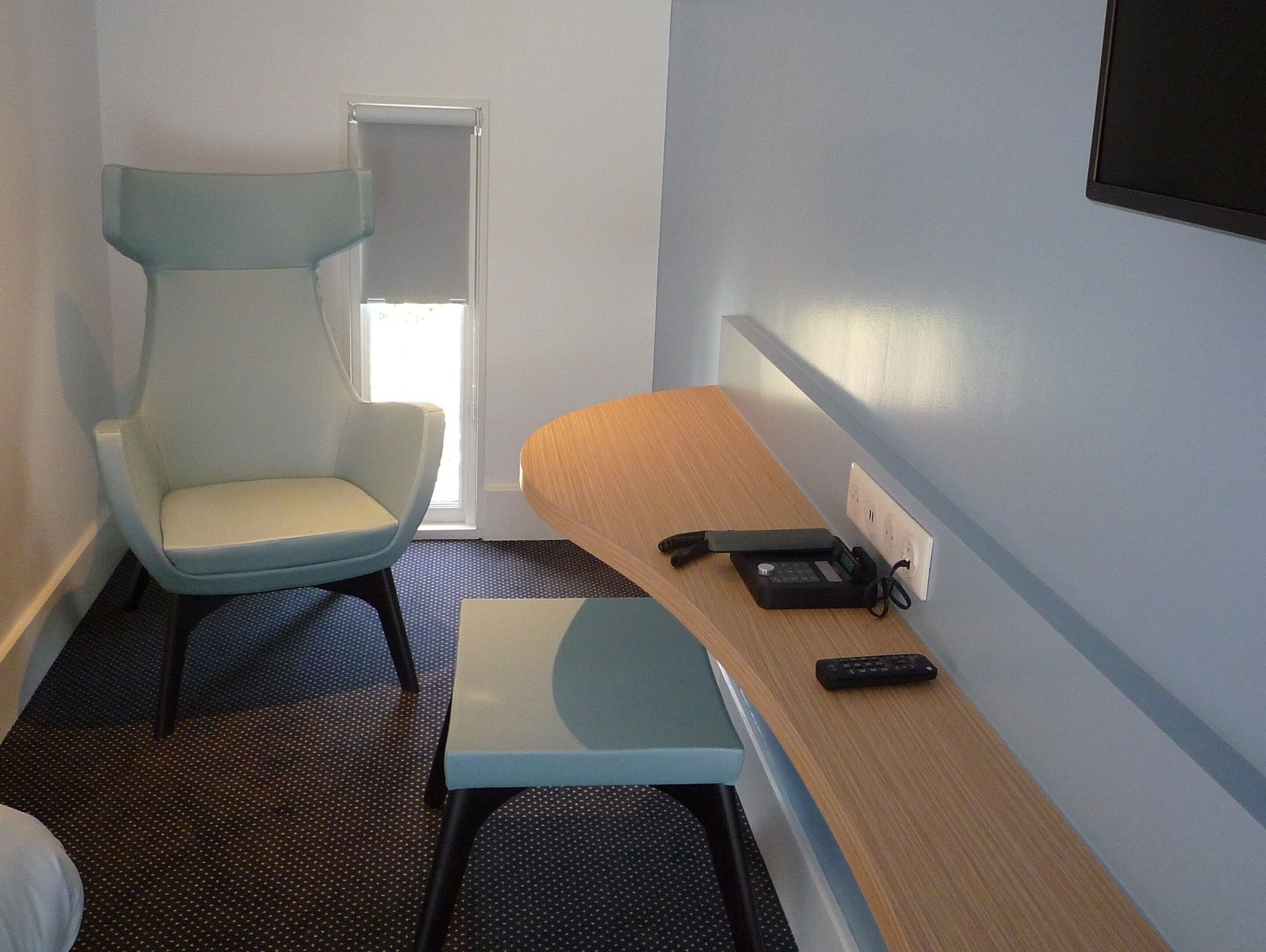 comfort room (bed accessible only via staircase) | 1 bedroom, egyptian cotton sheets, premium bedding, select comfort beds