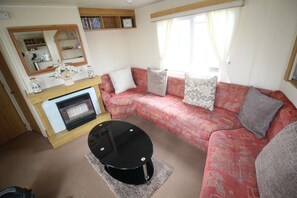 Classic Mobile Home, 3 Bedrooms - Reighton Sands 1 (Filey)
