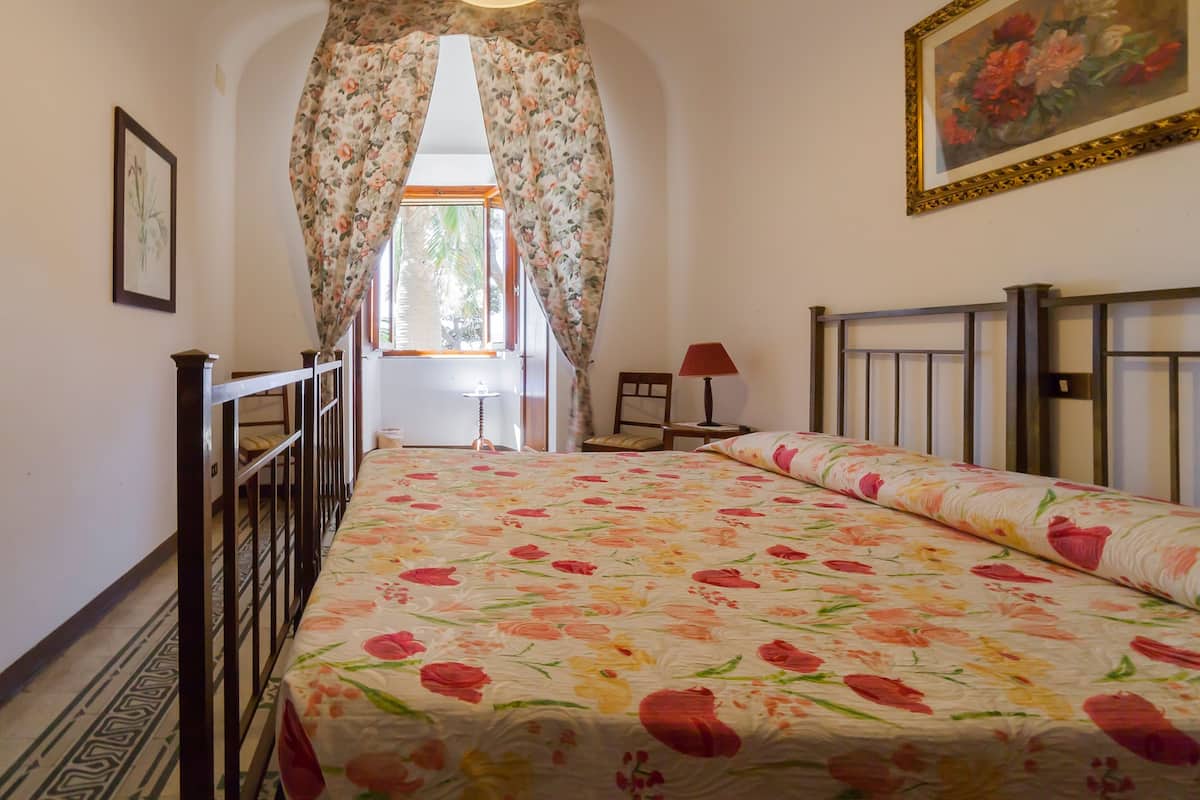 Iron/ironing board, free cots/infant beds, rollaway beds, free WiFi