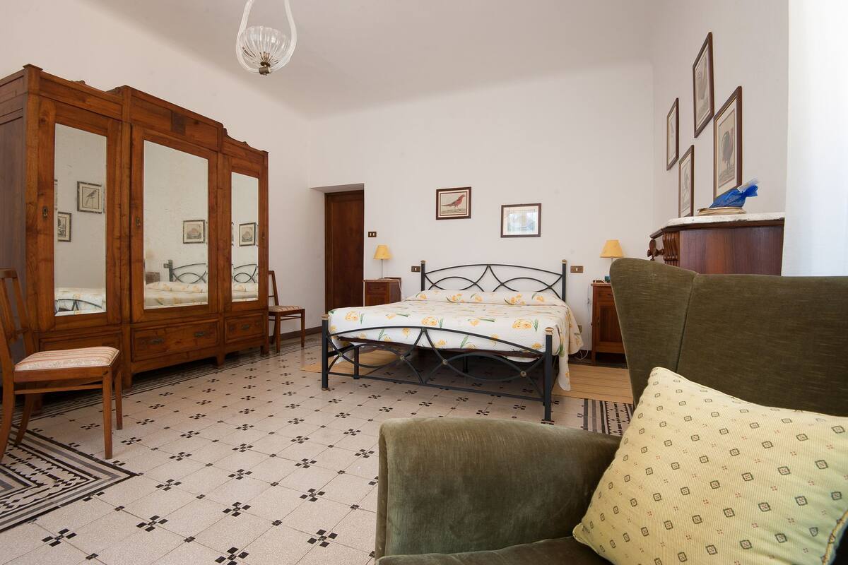 Iron/ironing board, free cots/infant beds, rollaway beds, free WiFi