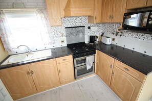 Comfort Mobile Home, 2 Bedrooms, Ocean View - Reighton Sands 2 (Filey)