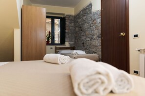 Departamento, baño privado, vista al patio | 1 habitación 