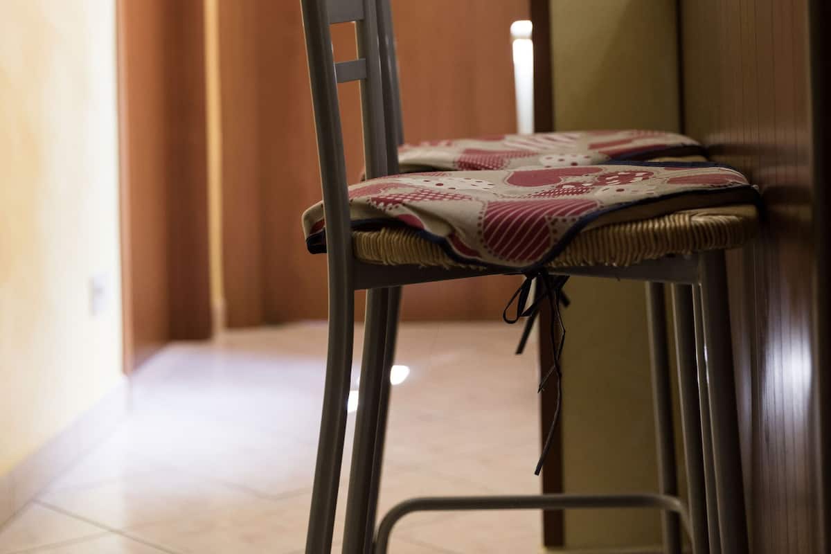 LÀgenhet - privat badrum - utsikt mot staden | Eget kök