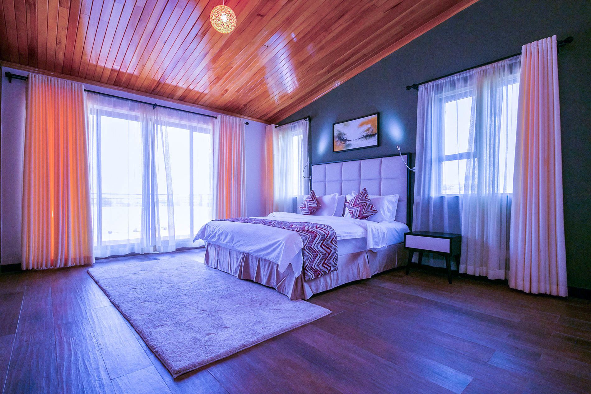 Appartement, 3 chambres | Coffres-forts dans les chambres, bureau, rideaux occultants