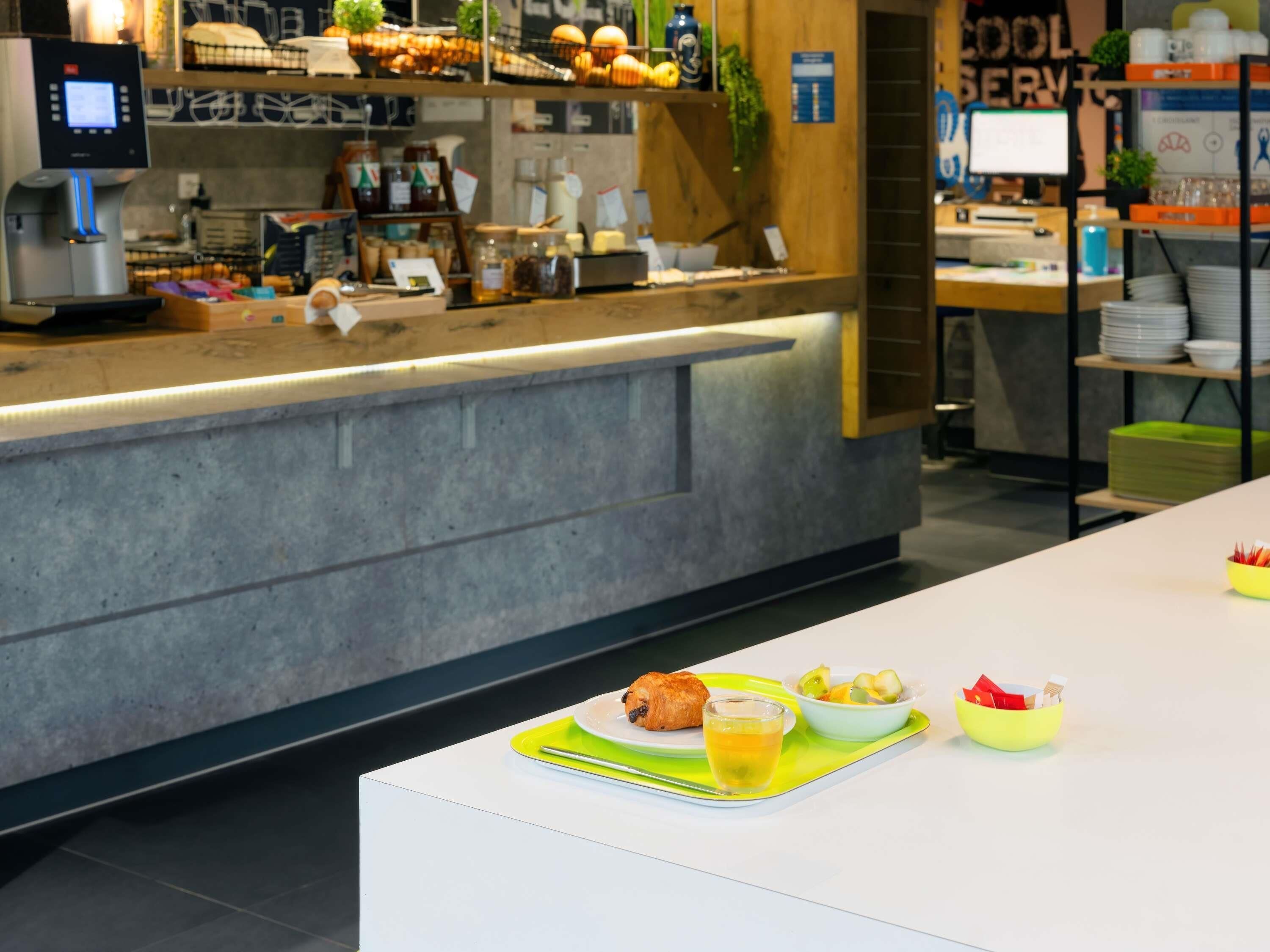 daily buffet breakfast (eur 9.90 per person)