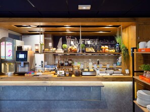 Daily buffet breakfast for a fee