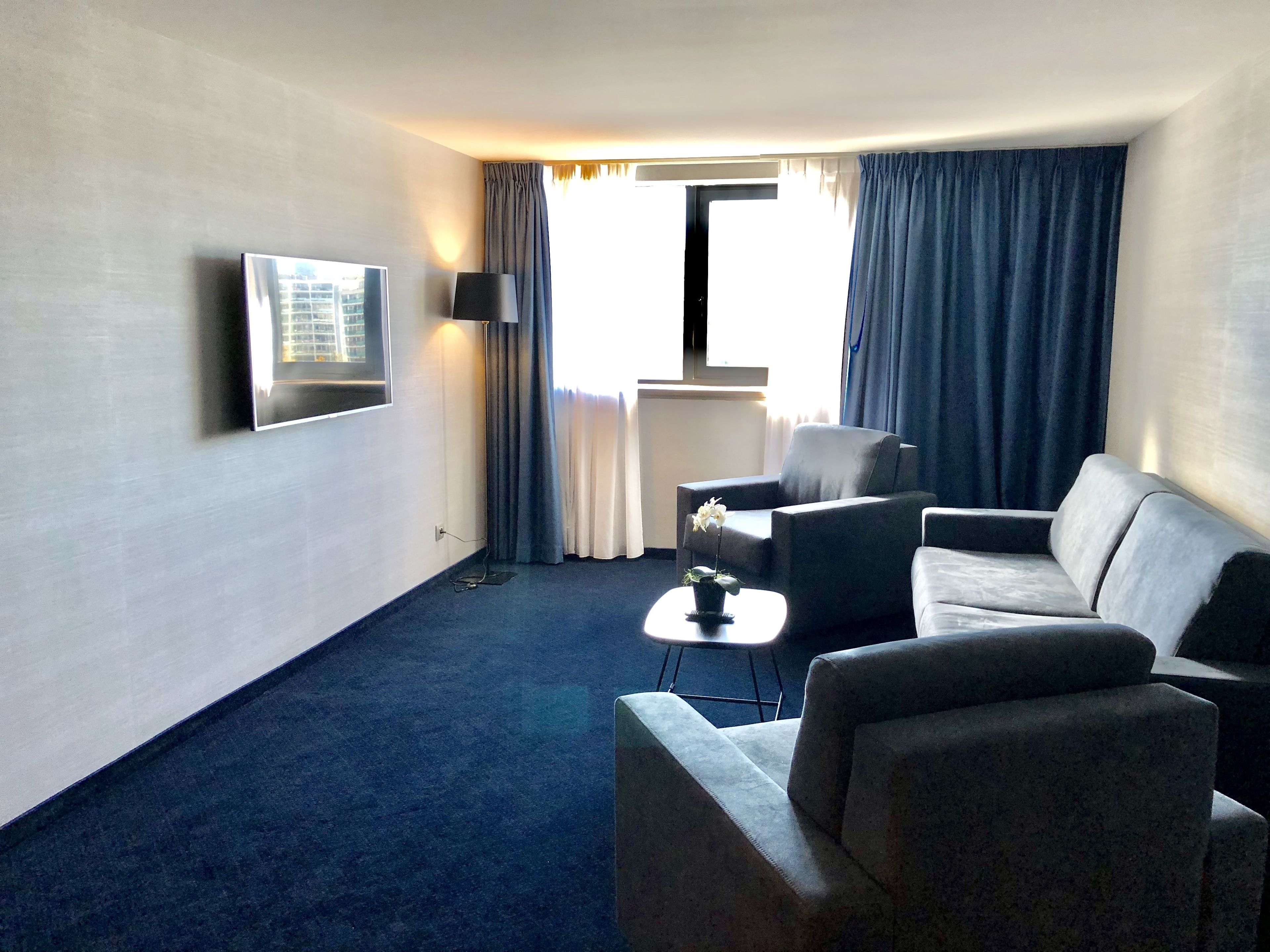 suite | minibar, blackout curtains, soundproofing, free wifi