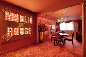 Romantic Suite, 1 Bedroom | Living area | Flat-screen TV