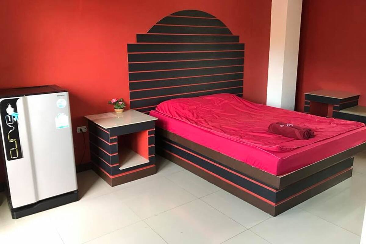 Rollaway beds, free WiFi