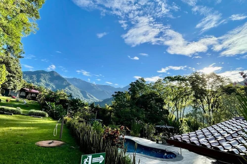Hotel de Montaña El Pelicano
