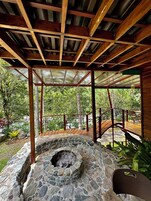 Estúdio superluxo, vista para a montanha, ao lado da montanha | Wi-Fi de cortesia, roupa de cama, acesso para cadeiras de rodas