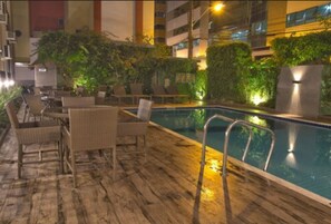 Seasonal outdoor pool - Hotel Gracher Praia (Balneário Camboriú)