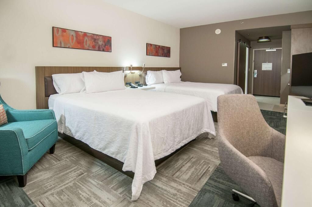 In-room safe, desk, iron/ironing board, cribs/infant beds