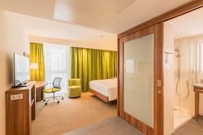 1 bedroom, premium bedding, down duvets, in-room safe