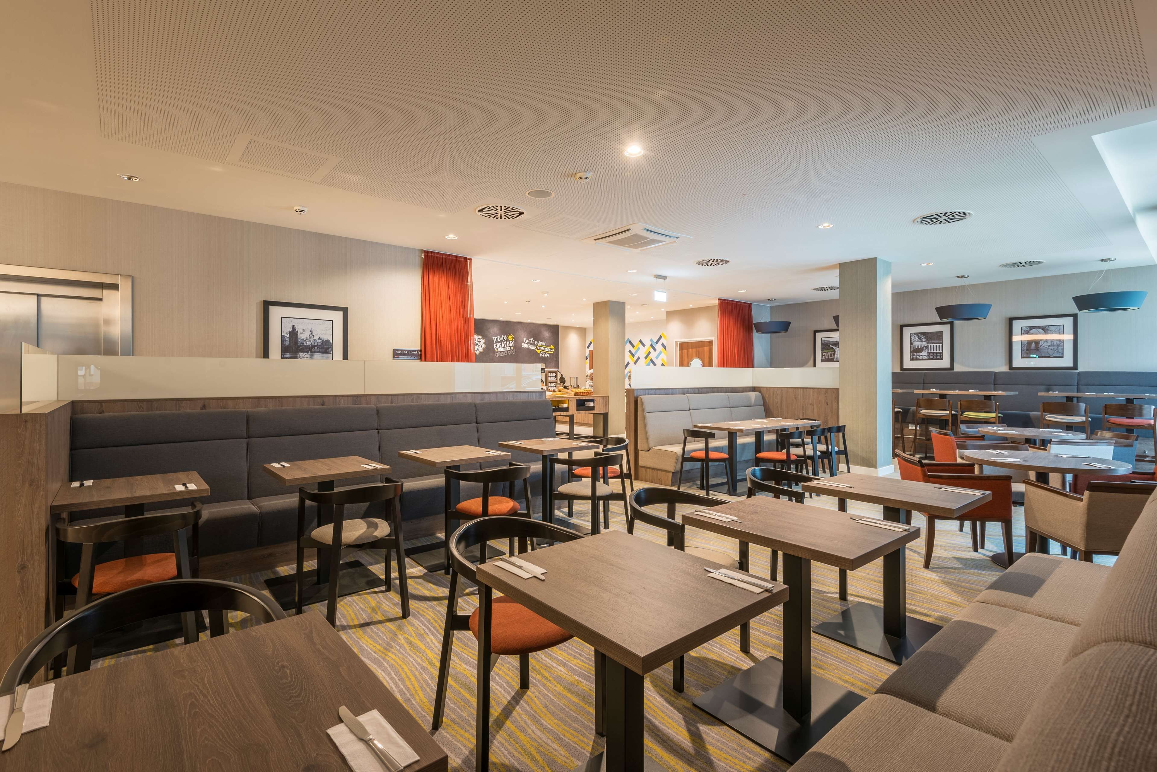 Foto - Hampton by Hilton Munich City West