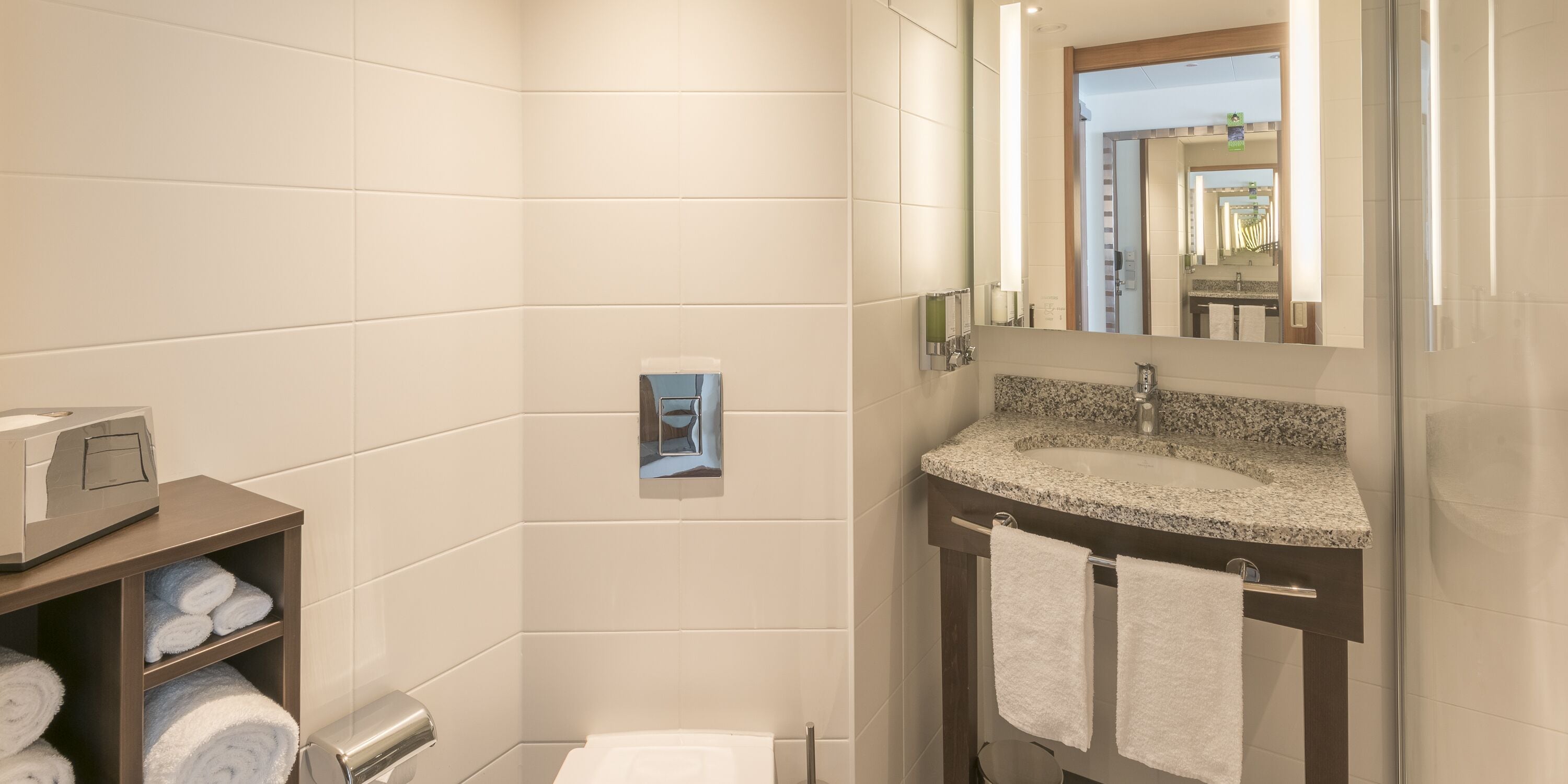 twin room, 2 single beds, non smoking | 1 bedroom, premium bedding, down duvets, in-room safe